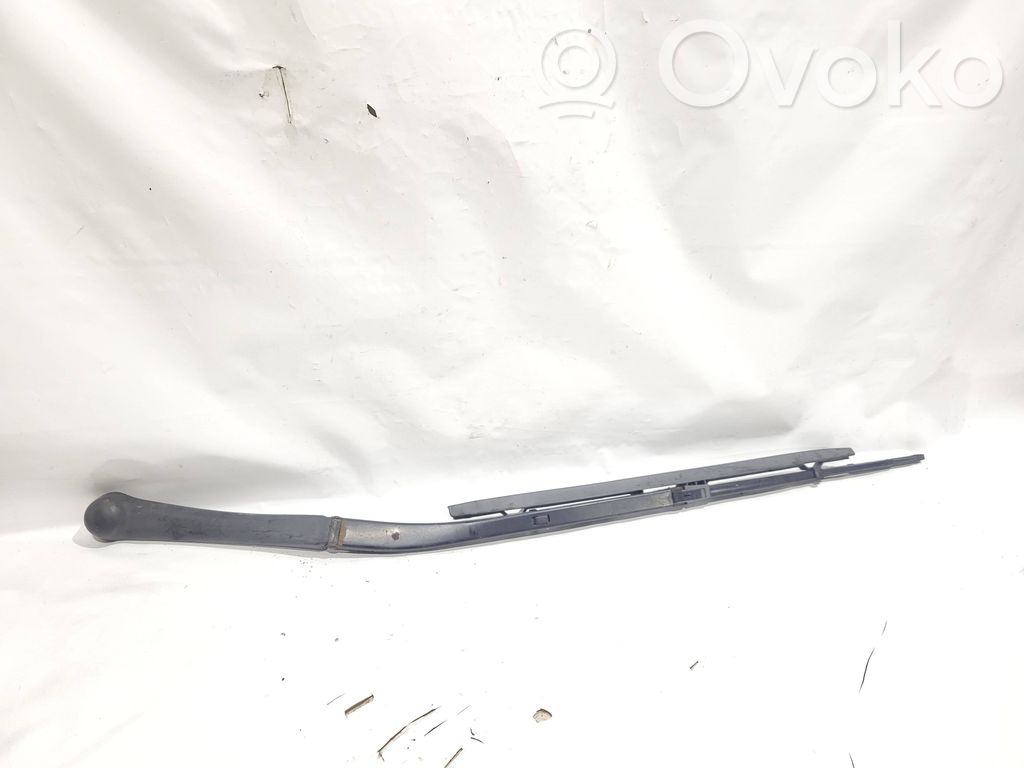 BMW 5 E39 Front wiper blade arm 