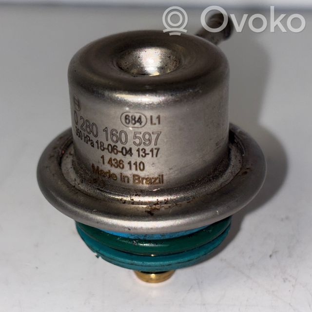 BMW 5 E39 Fuel pressure sensor 