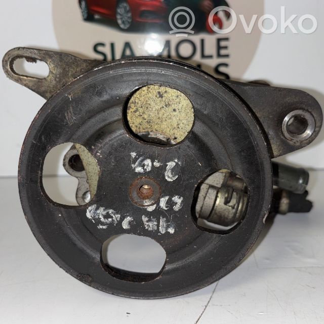 Mazda 626 Ohjaustehostimen pumppu 