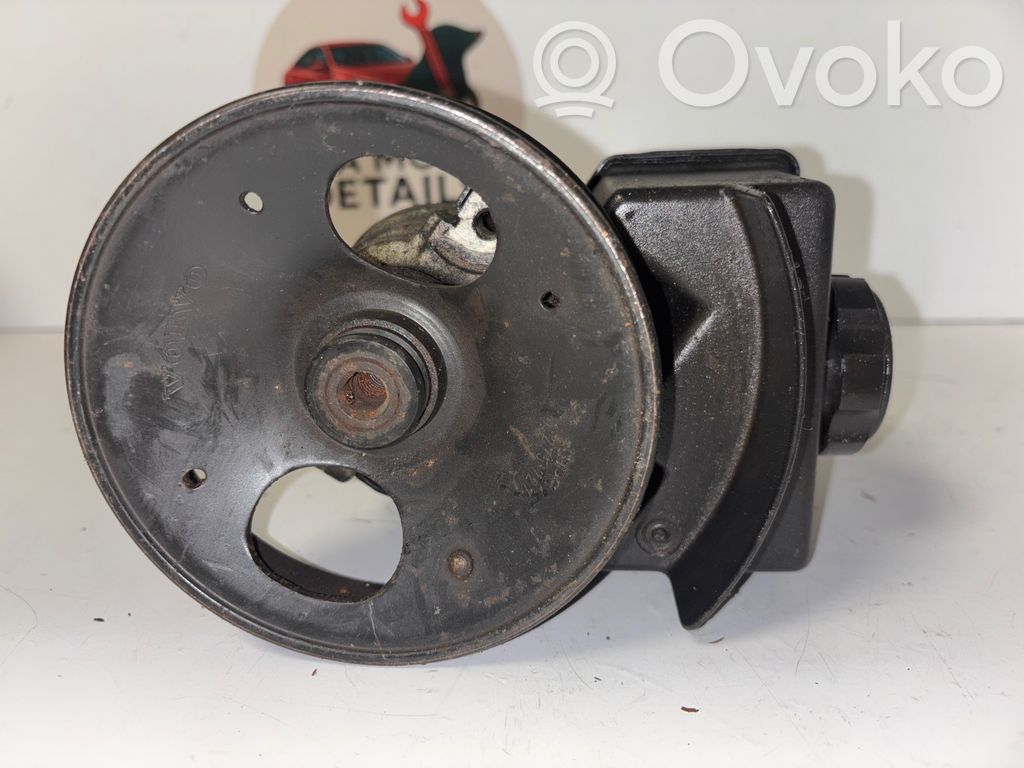 Volvo 850 Power steering pump 