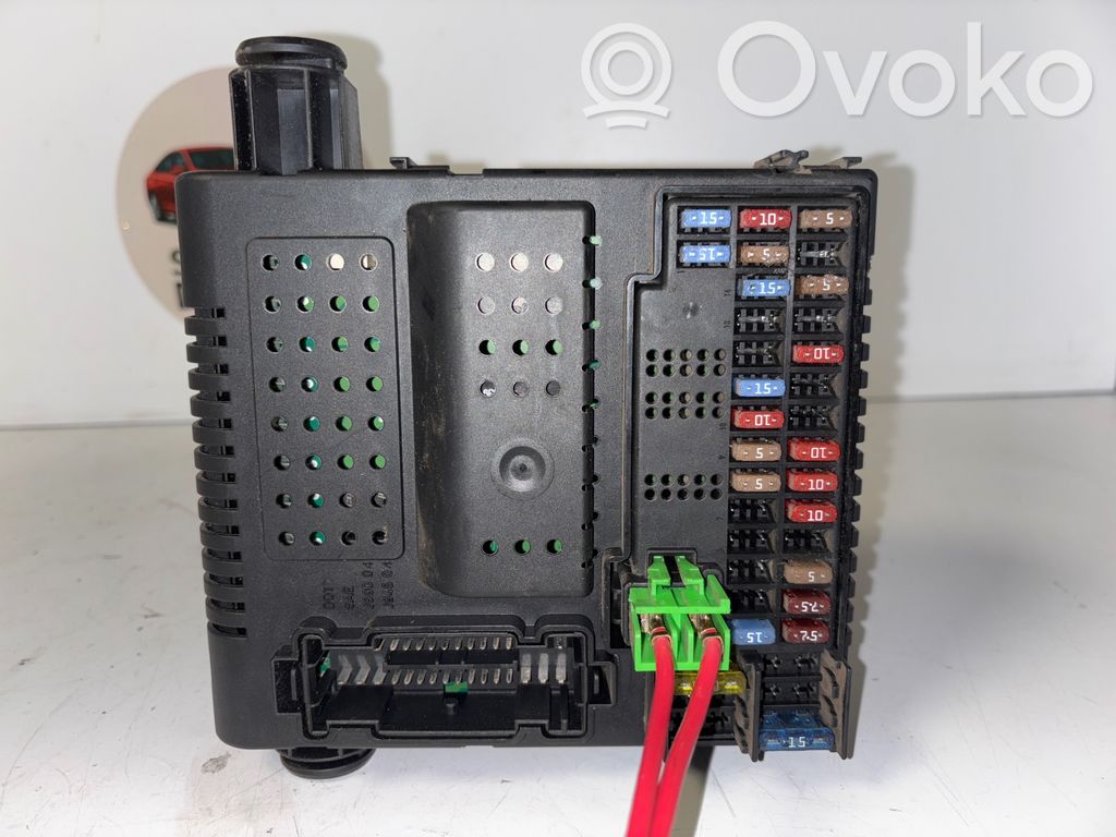 Volvo V70 Fuse module 