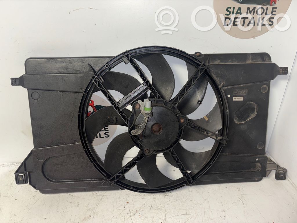 Ford Focus Elektrisks radiatoru ventilators 
