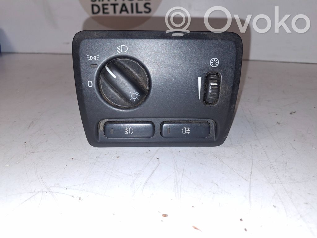 Light switch   8691749,ML23EC00198,04W23E05
