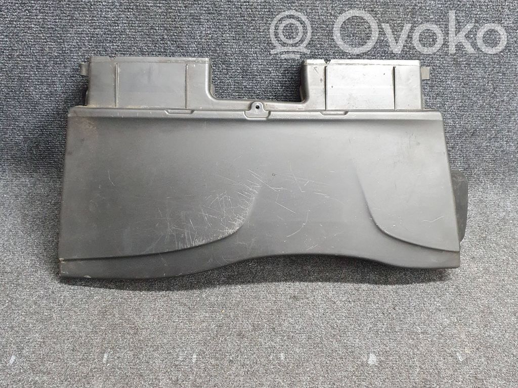 BMW 3 E90 E91 Air intake duct part 