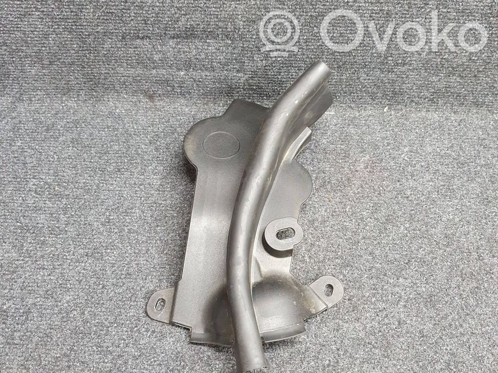 BMW 5 G30 G31 G38 Engine compartment rubber 