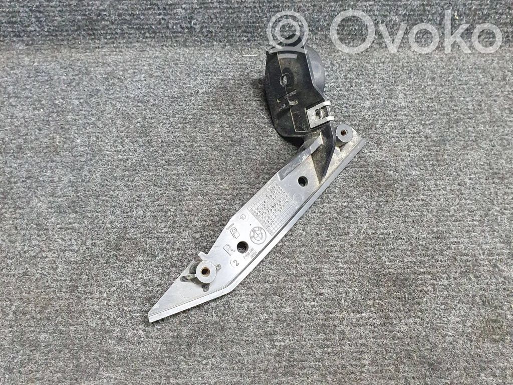 BMW 3 E90 E91 Headlight/headlamp mounting bracket 