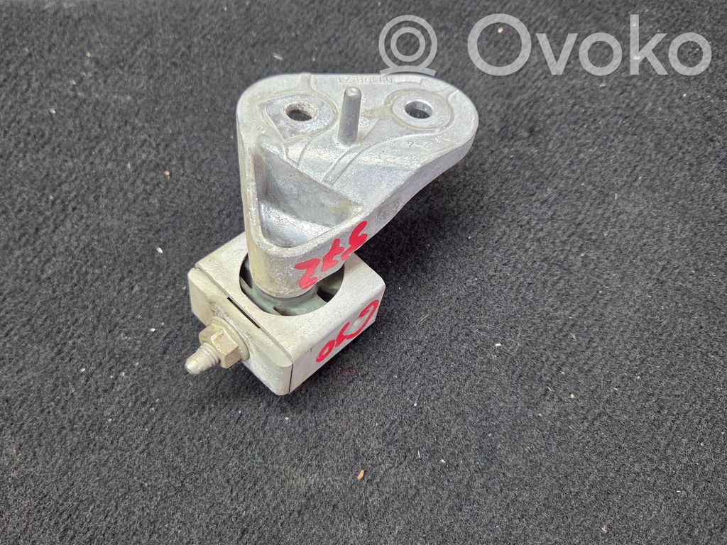 BMW 5 G30 G31 G38 Suport/bridă fixare tobă eșapament 