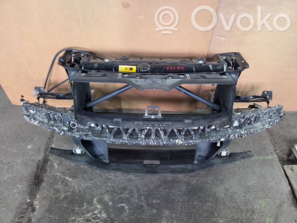 BMW 3 F30 F35 F31 Staffa del pannello di supporto del radiatore 