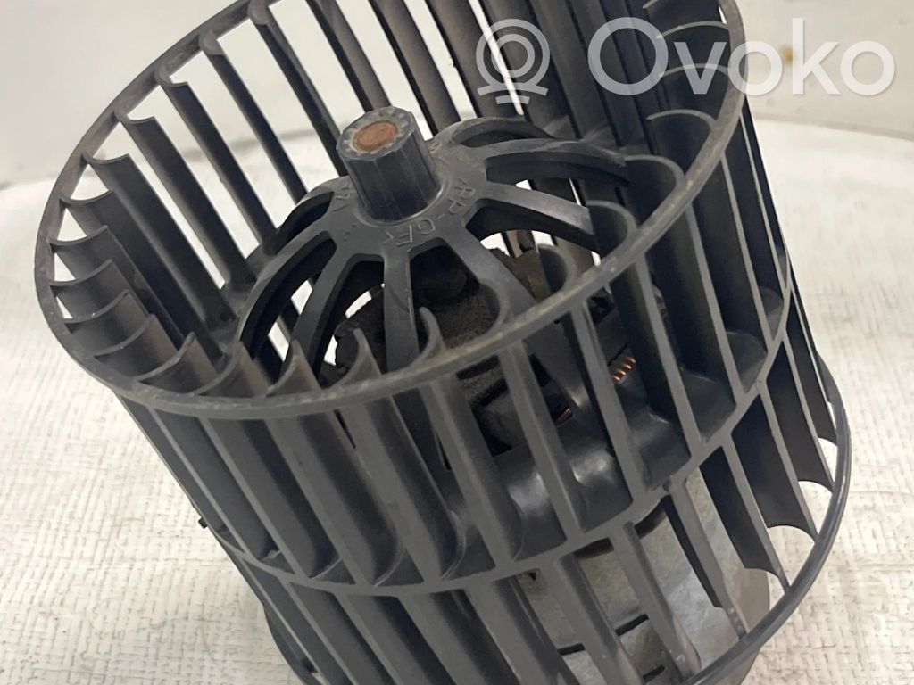 Opel Astra F Mazā radiatora ventilators 