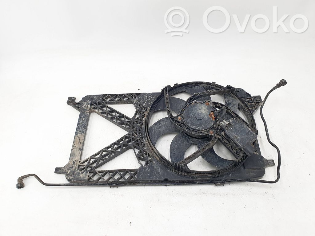 Elektrisks radiatoru ventilators   8240494,6C118C607AD