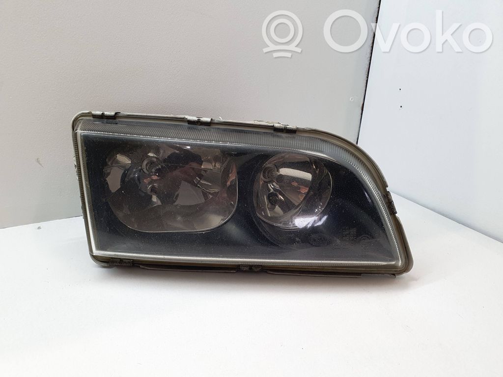 Volvo S40, V40 Lampa przednia 