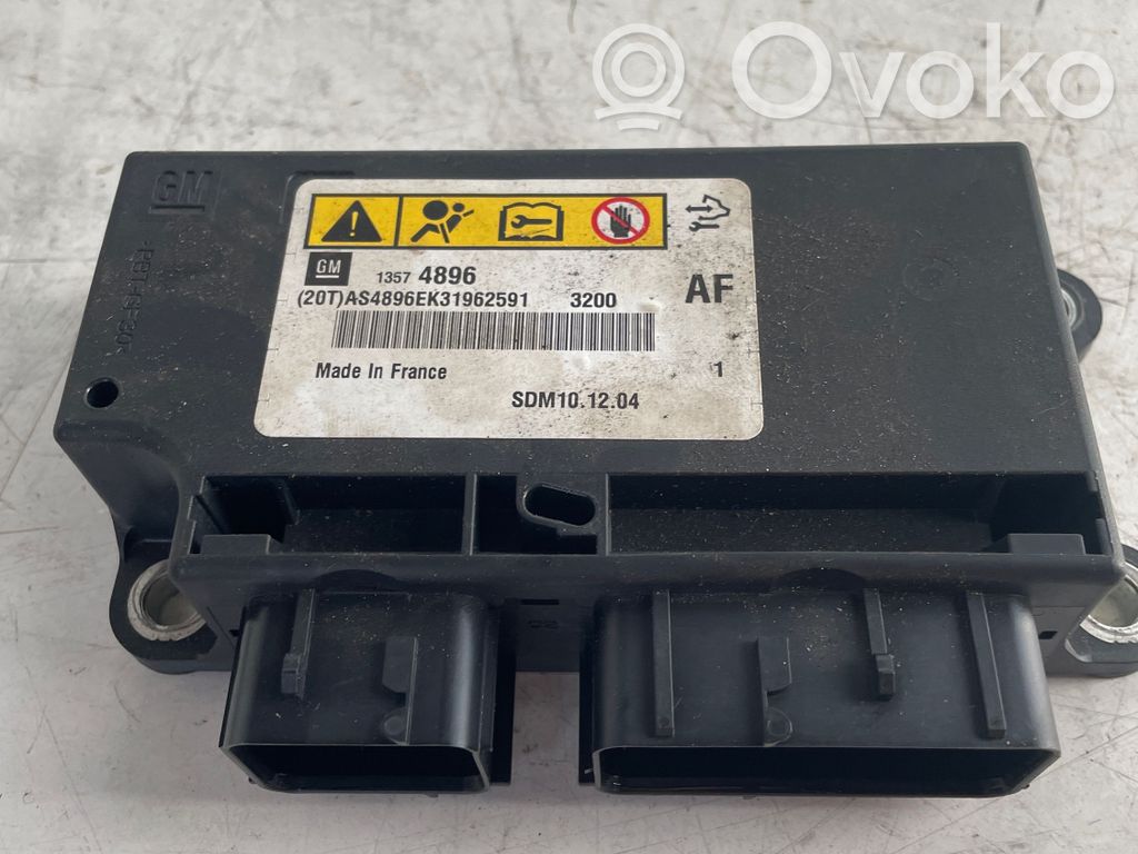 Opel Astra J Airbag control unit/module 