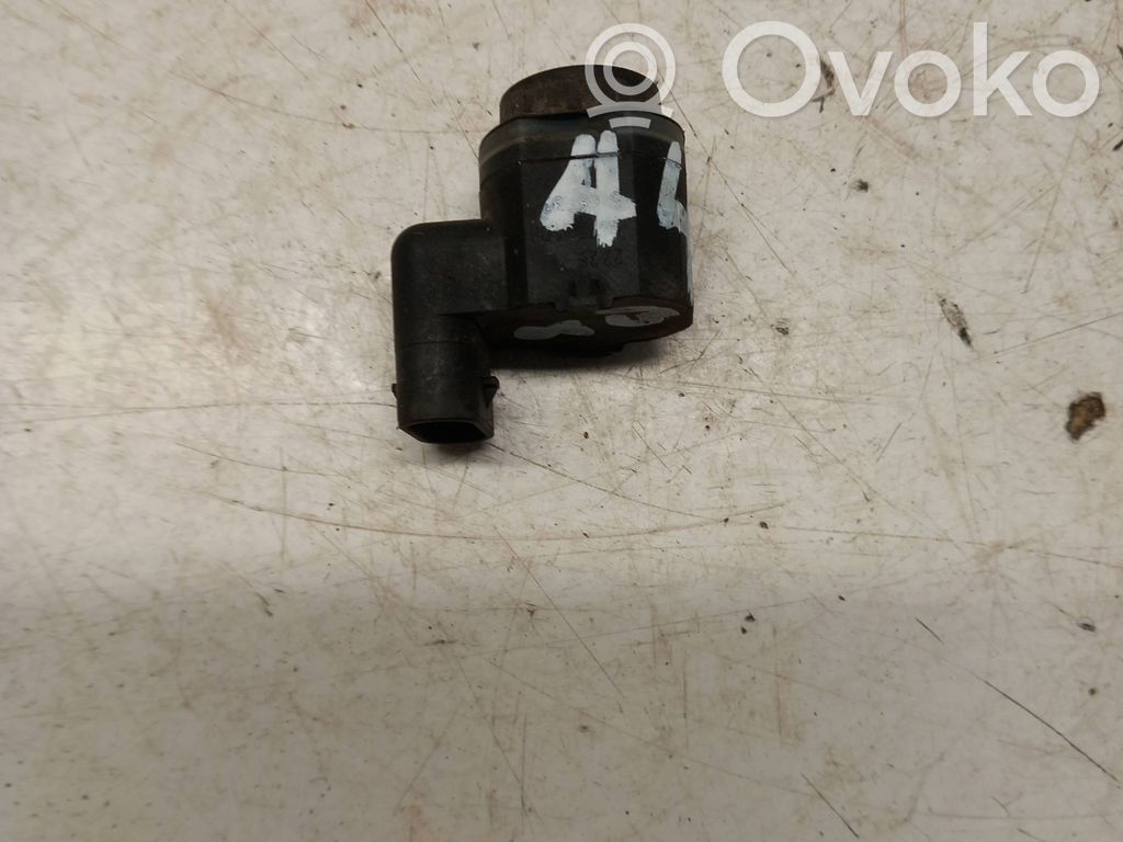 Audi A4 S4 B8 8K Parkošanās sensors PDC 