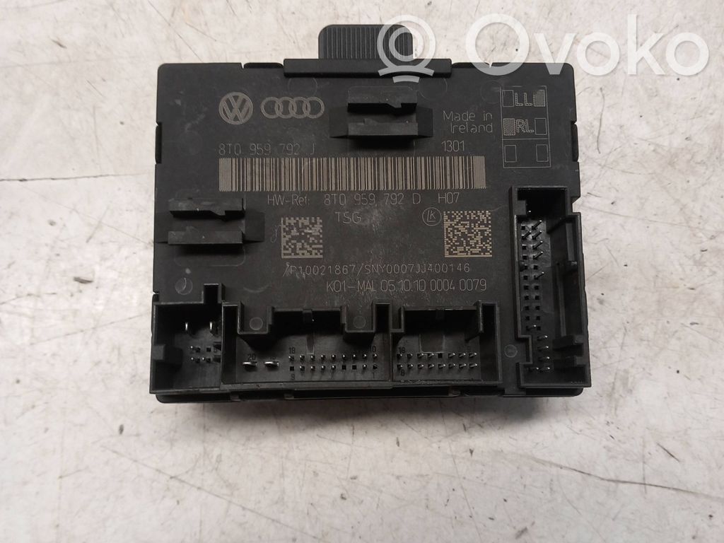 Audi A5 8T 8F Door control unit/module 