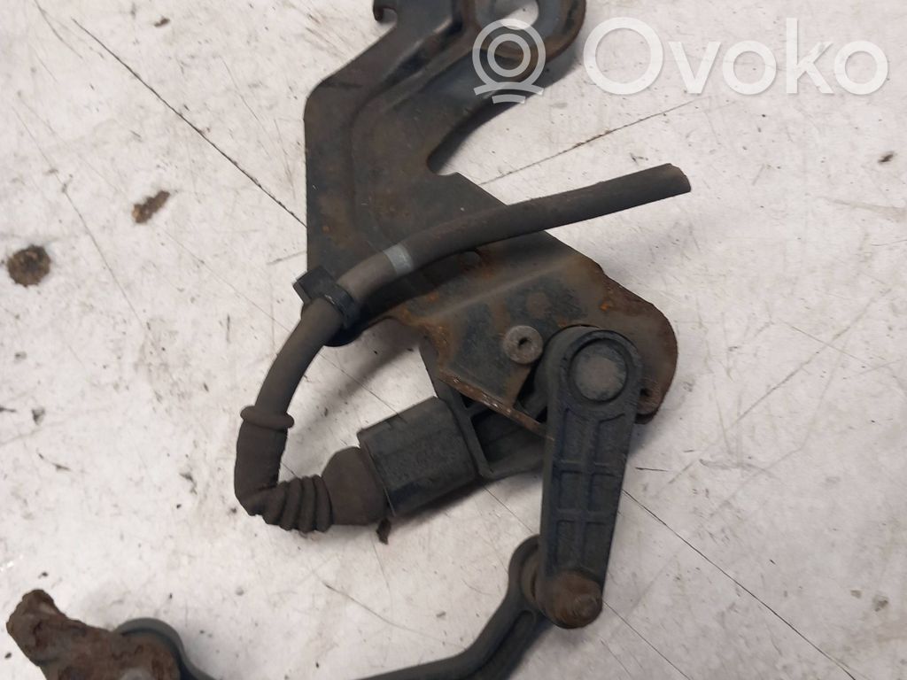Audi A6 S6 C6 4F Front height sensor lever 