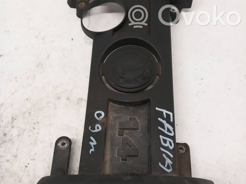 Skoda Fabia Mk2 (5J) Motorabdeckung 