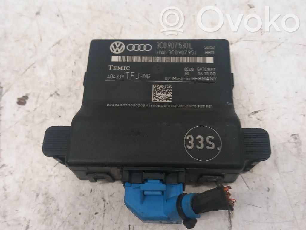 Volkswagen PASSAT CC Gateway control module 