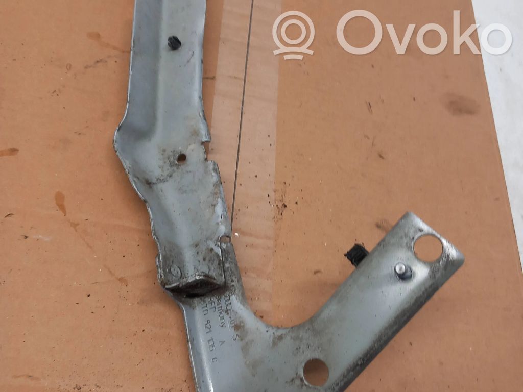 Audi A5 8T 8F Support de montage d'aile 