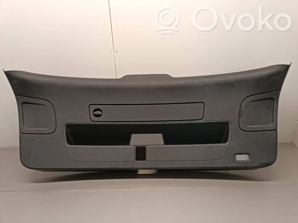 Audi A6 S6 C7 4G Tailgate/boot lid cover trim 