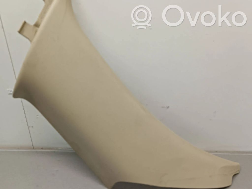Volvo XC60 Pilar (C) 