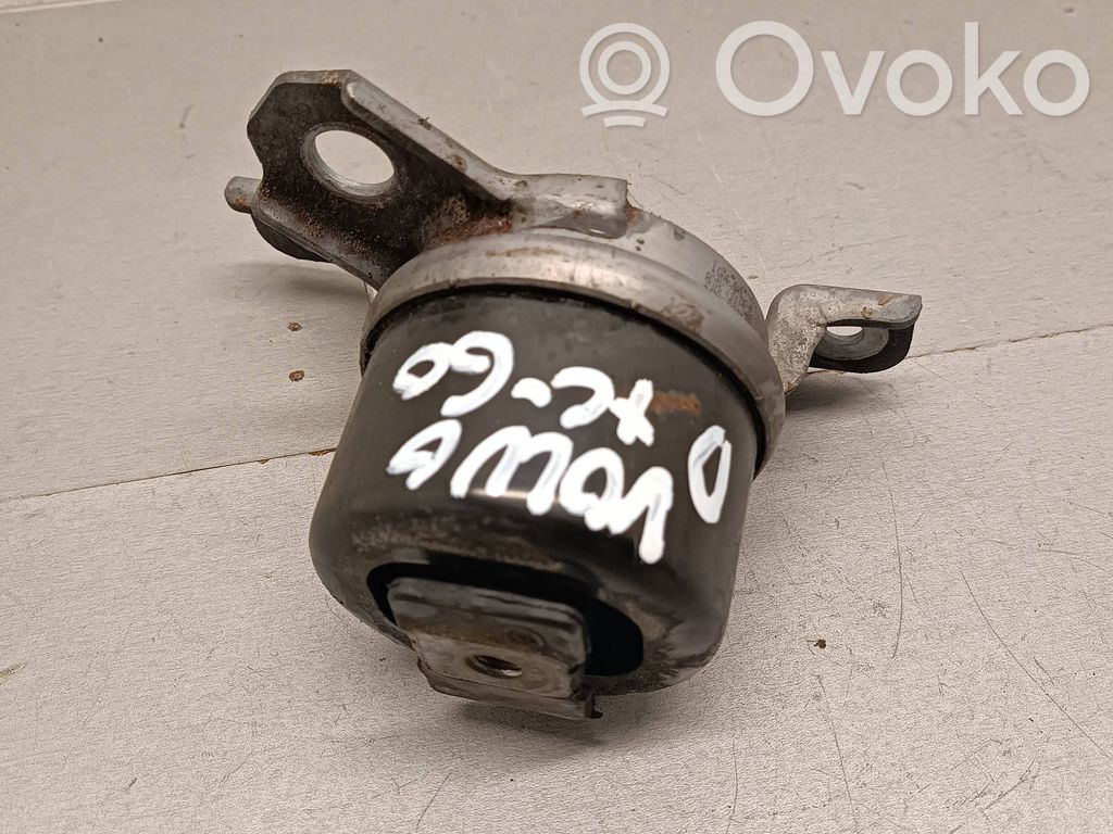 Volvo XC60 Engine mount bracket 