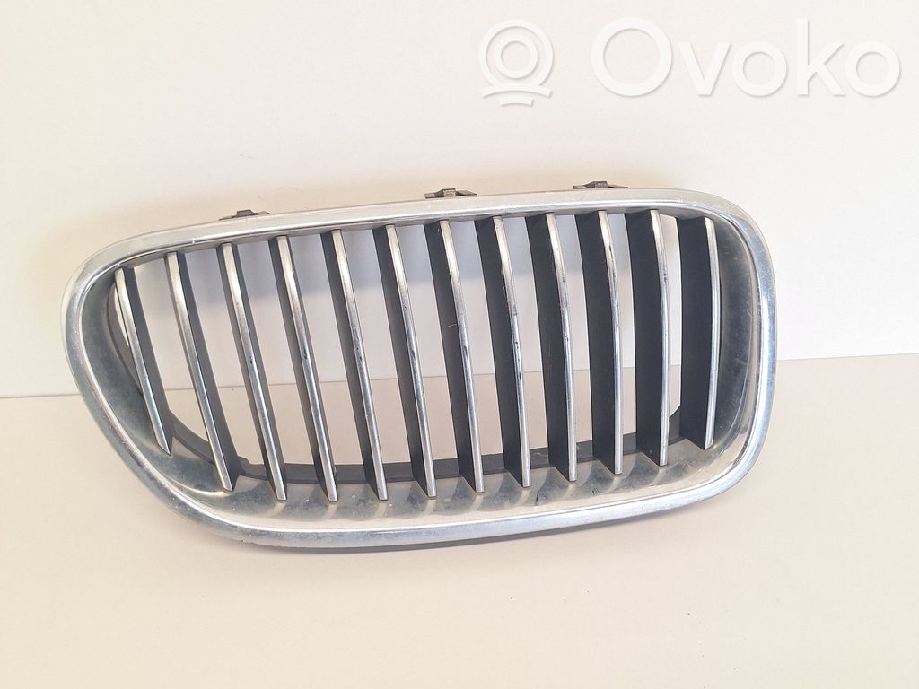 BMW 5 F10 F11 Front bumper upper radiator grill 