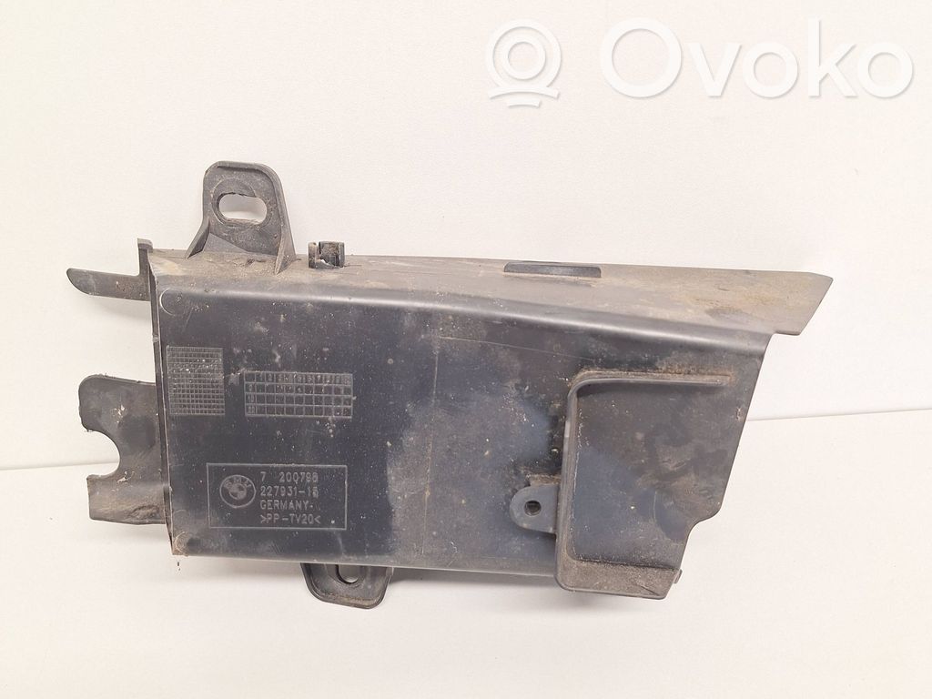 BMW 5 F10 F11 Air intake duct part 