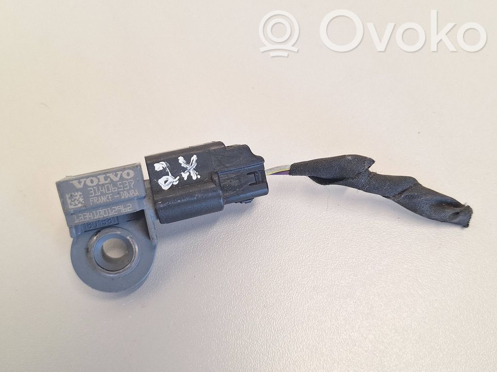 Volvo V40 Airbag deployment crash/impact sensor 