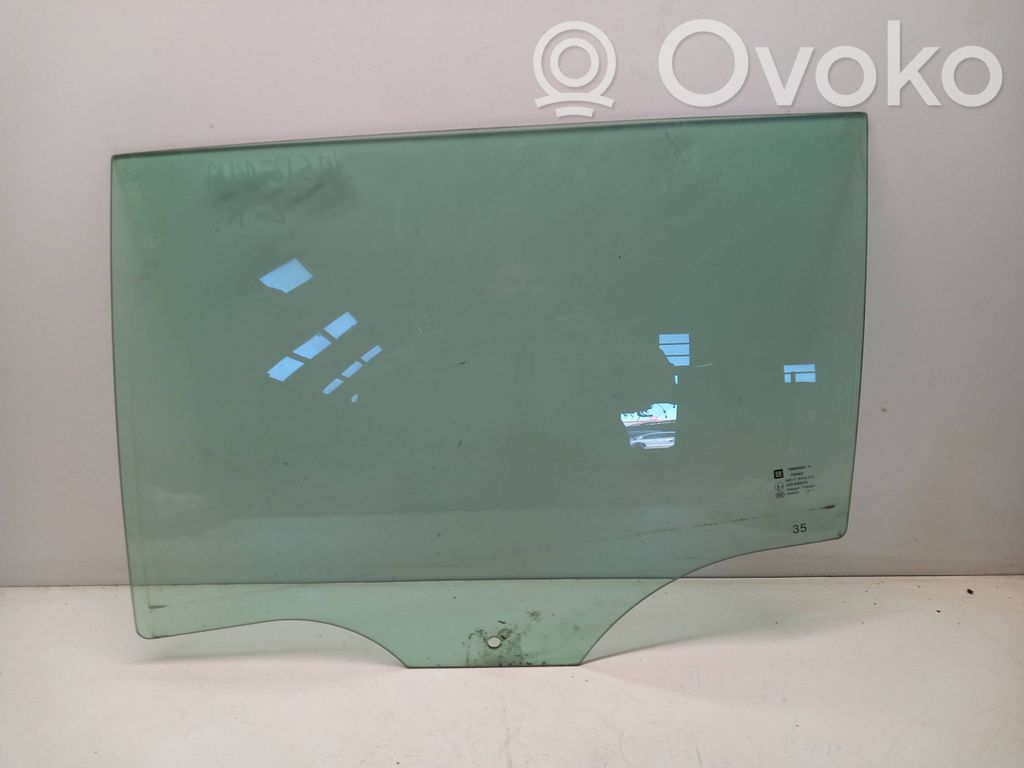 Opel Insignia A Rear door window glass 