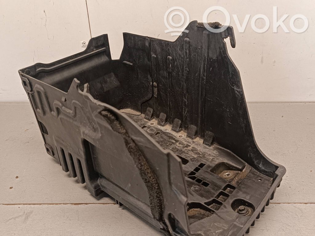 Volvo XC60 Akun alusta 