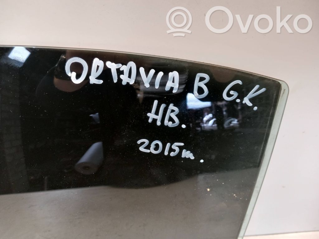 Skoda Octavia Mk3 (5E) Rear door window glass 