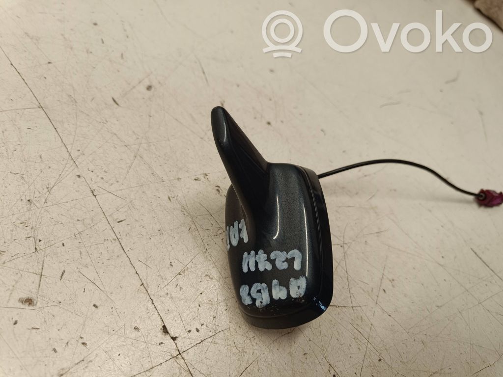 GPS-pystyantenni   7617431069,8K9035503D