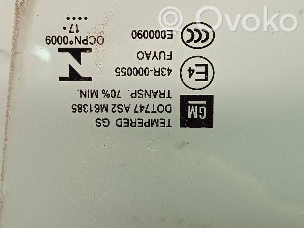 Opel Insignia B Pagrindinis galinių durų stiklas 