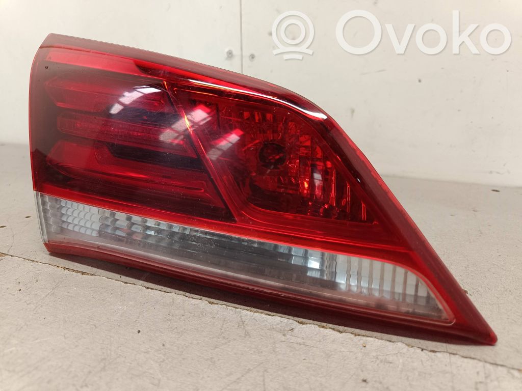 Hyundai i40 Tailgate rear/tail lights 
