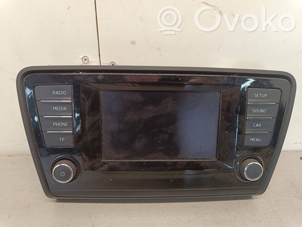 Panel / Radioodtwarzacz CD/DVD/GPS   5E0919605,AAH50000