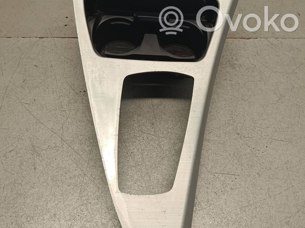 BMW 6 F12 F13 Cup holder front 
