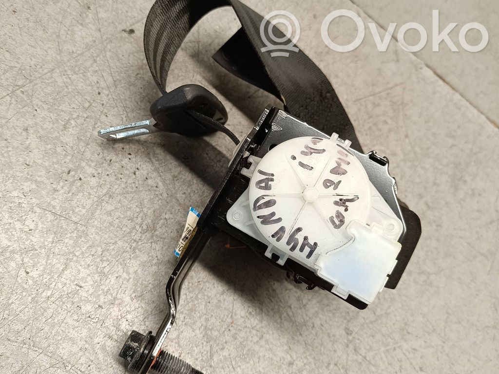 Hyundai i40 Cinturón trasero 