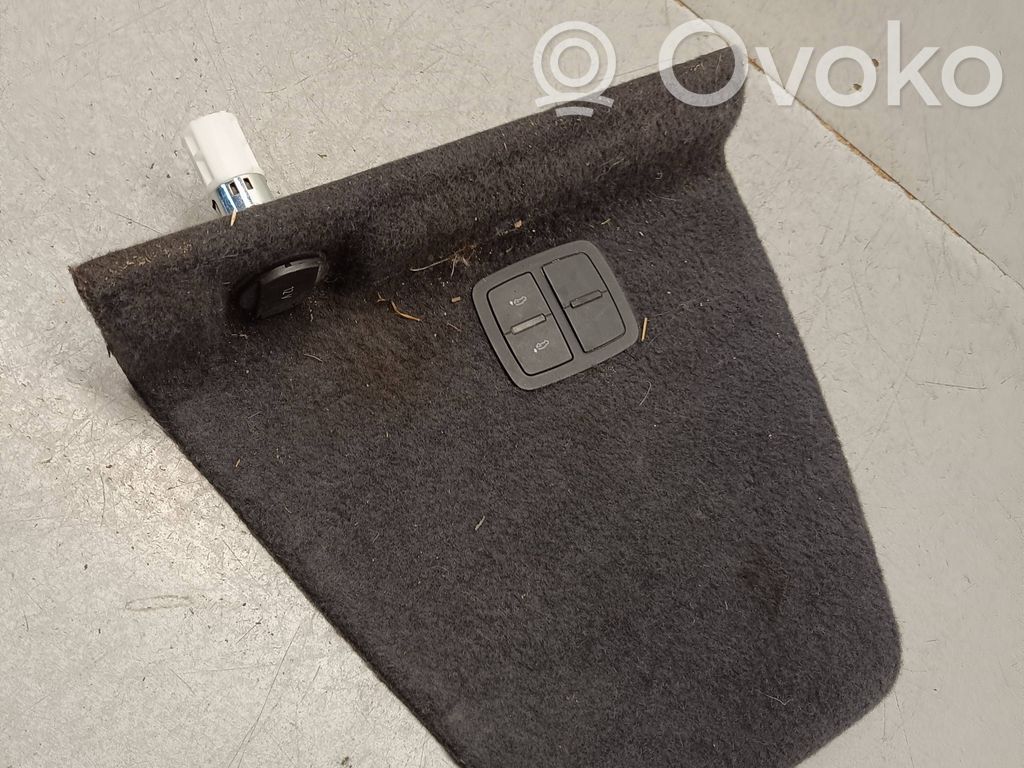 Audi Q7 4L Switch for retractable tow bar 