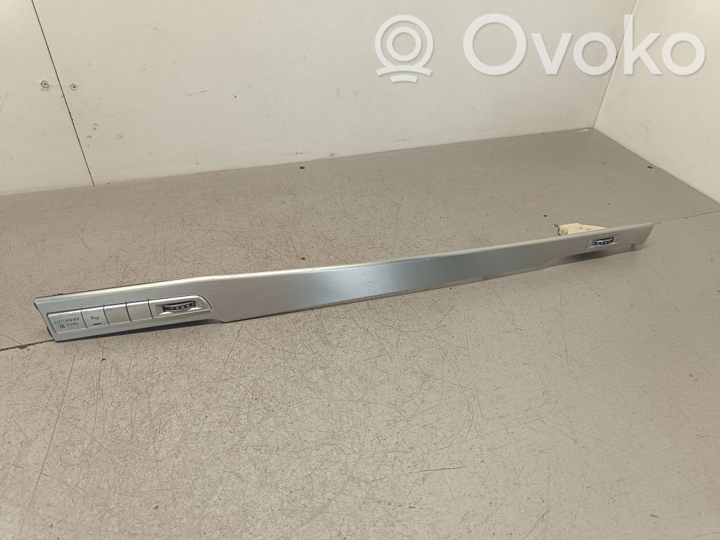 Audi A8 S8 D4 4H Panel trim 