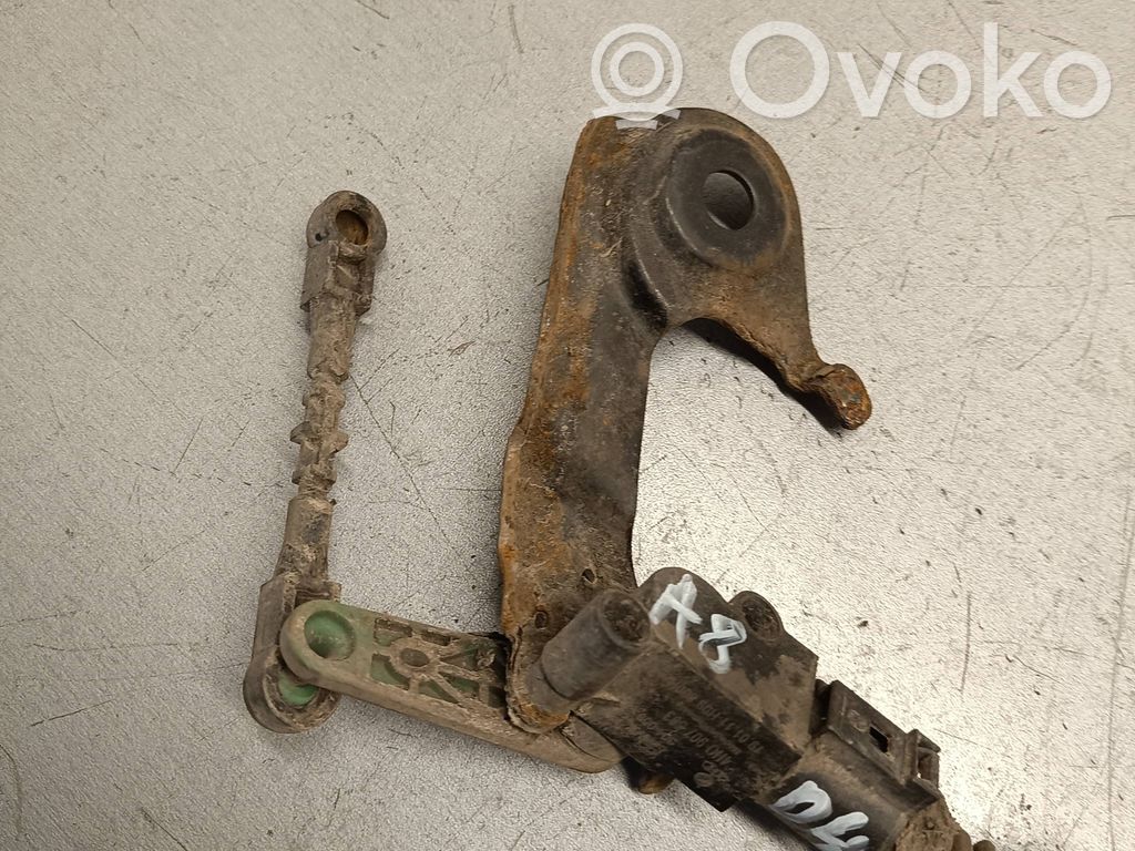 Audi A8 S8 D4 4H Rear air suspension level height sensor 