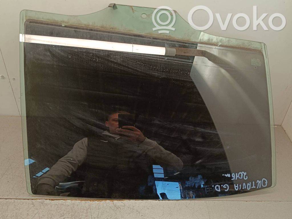 Skoda Octavia Mk3 (5E) Rear door window glass 