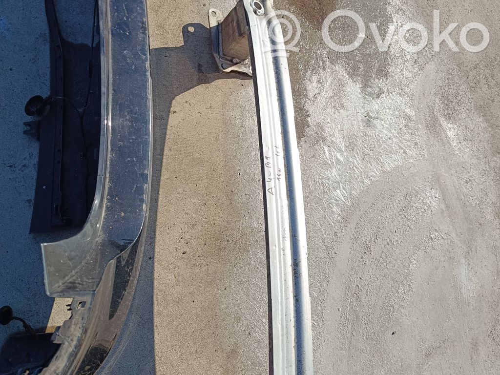 Audi A4 S4 B9 Aizmugurē bampera balka 