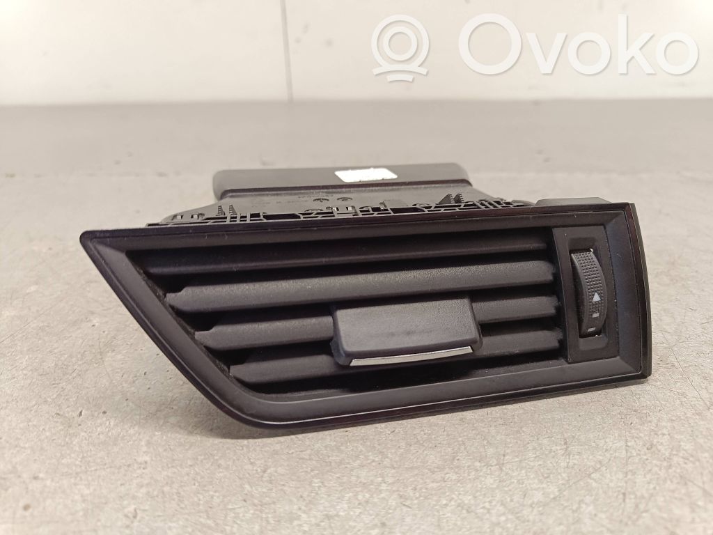 Skoda Superb B8 (3V) Dashboard air vent grill cover trim 