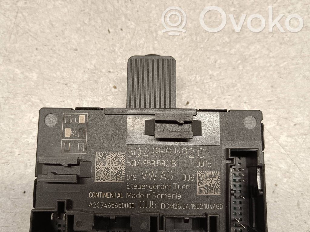 Volkswagen PASSAT B8 Door control unit/module 