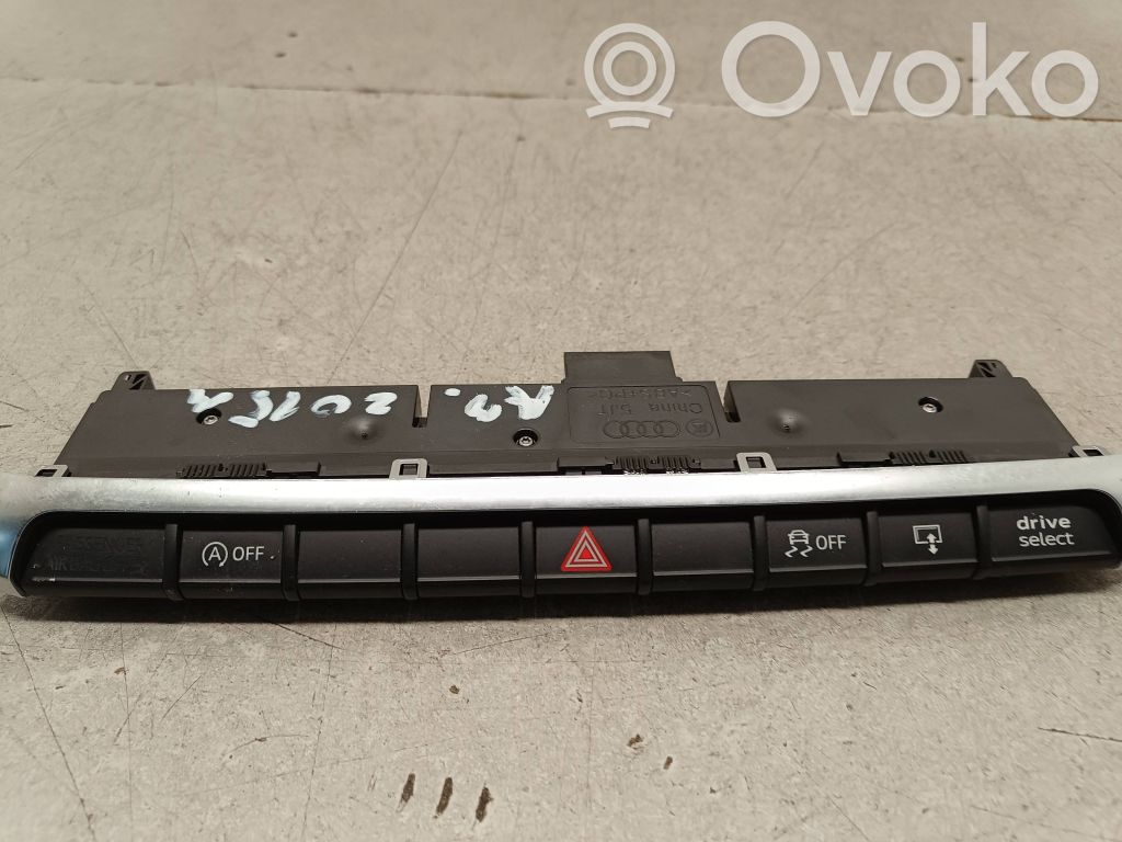Audi A3 S3 8V Hazard light switch 