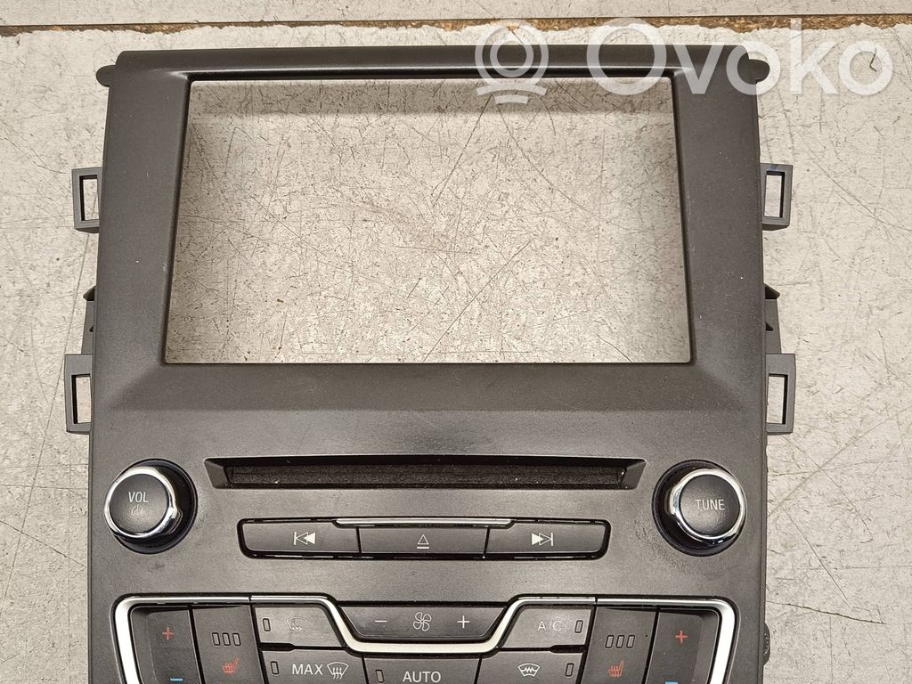 Ford Mondeo MK V Climate control unit 