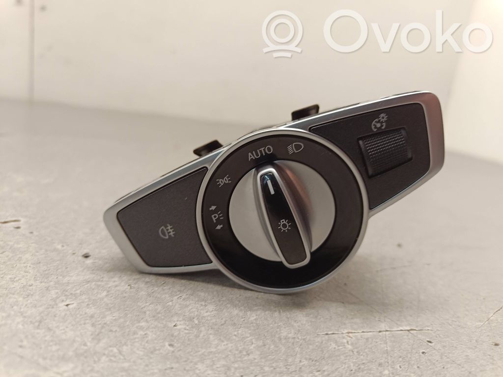 Mercedes-Benz E W213 Light switch 