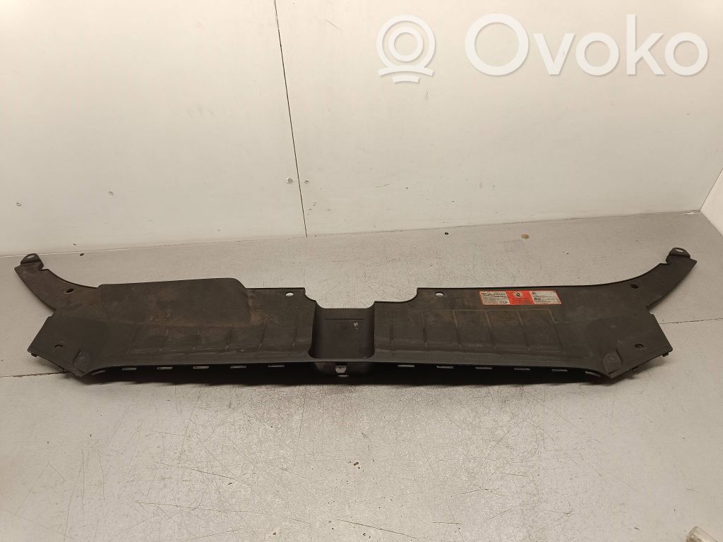 Audi Q5 SQ5 8R Engine bonnet/hood lock trim molding 
