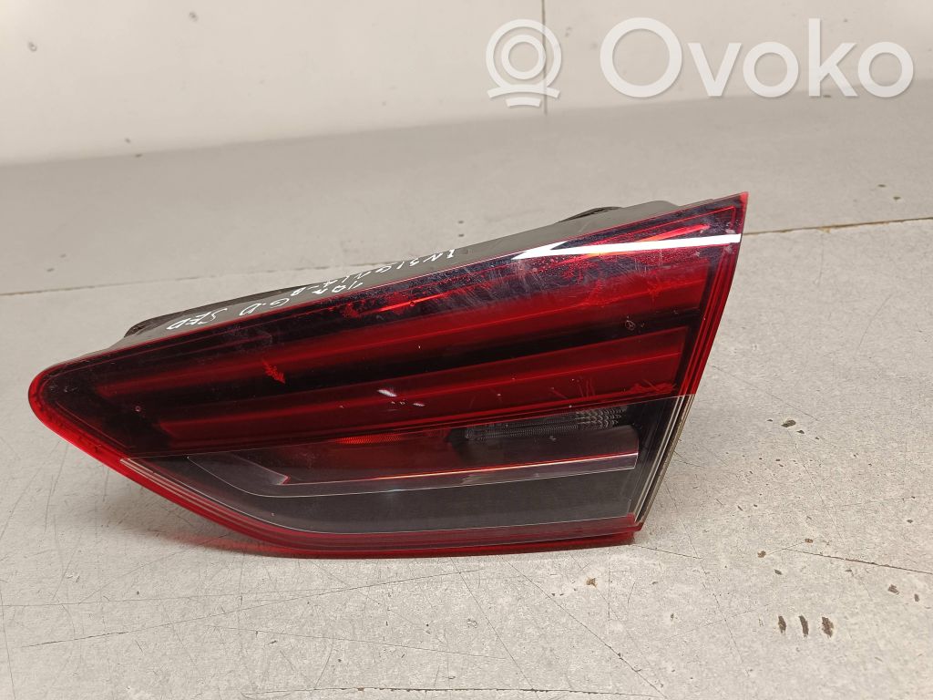Opel Insignia B Lampy tylnej klapy bagażnika 
