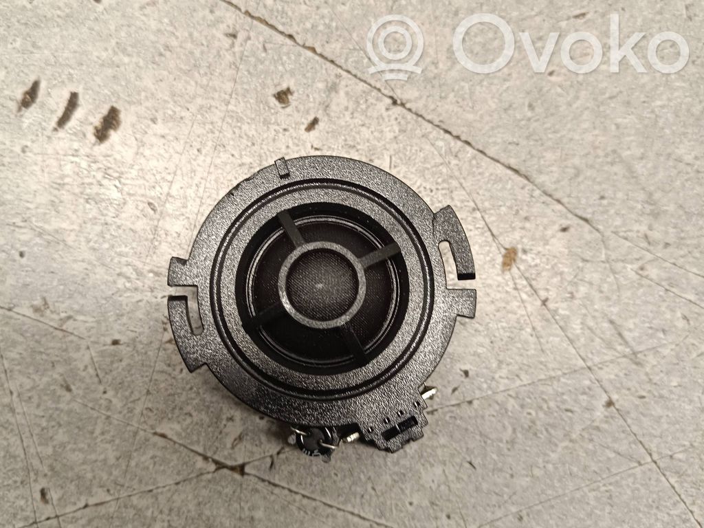 Audi Q5 SQ5 8R High frequency speaker in the rear doors 